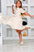 TRENDT MODA KLEID AUS LEINENSTOFF MIT BLUMENMUSTER, VORNE MIT KNÖPFEN, FÜTTERUNG UND GÜRTEL