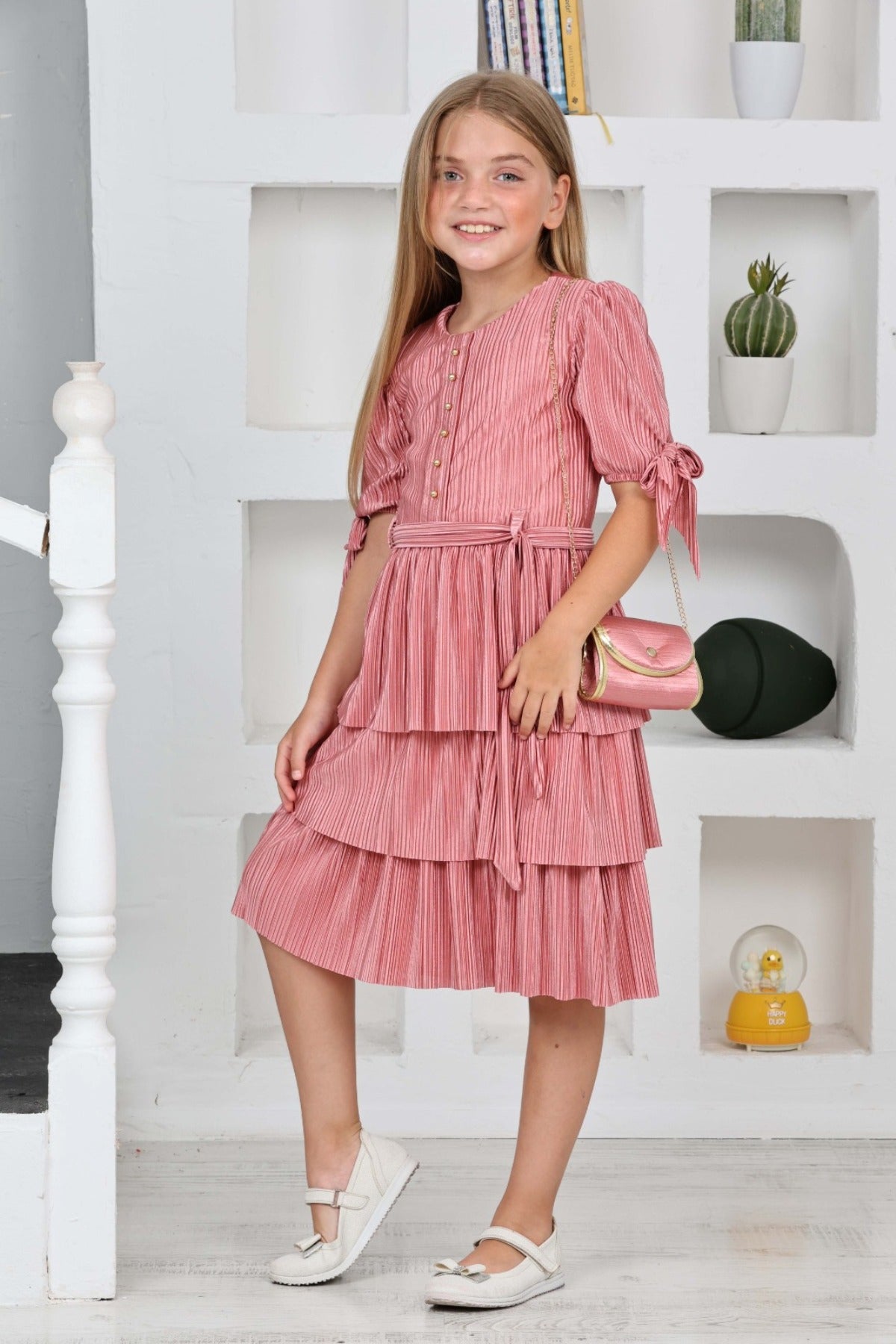 TRENDT MODA BÜRÜMCÜK KUMAŞ ÖNÜ İNCİLİ ARKASI FERMUARLI ÇANTALI KUŞAKLI FUŞYA RENK ELBİSE