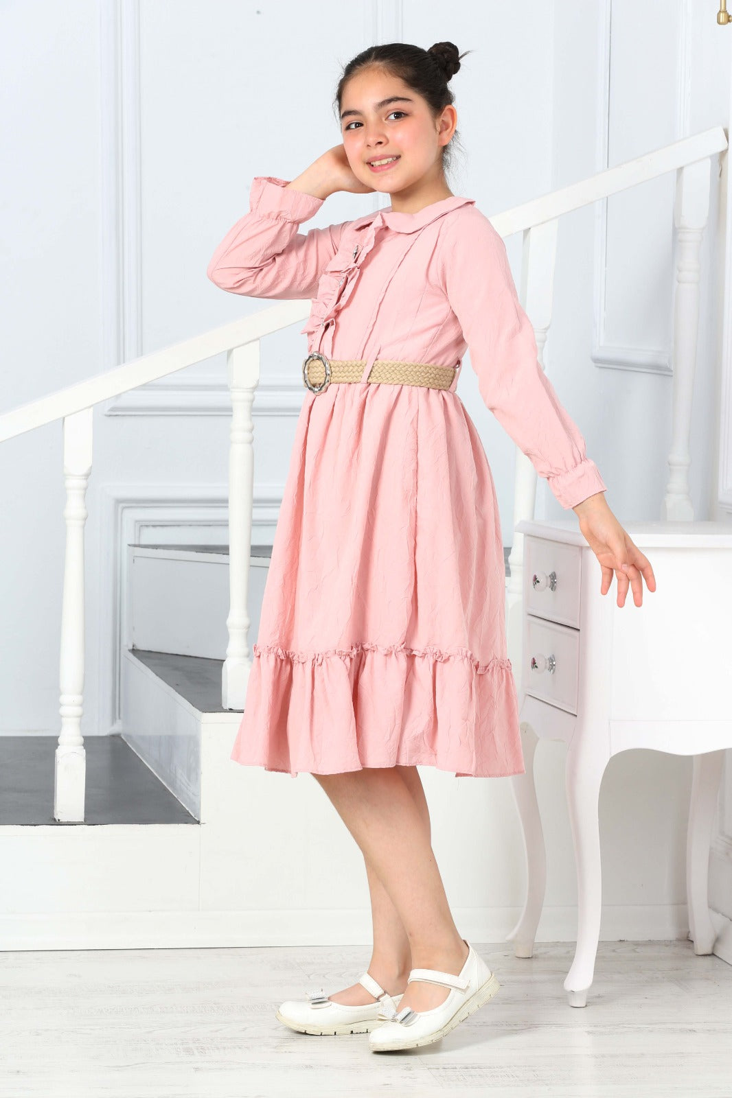 TRENDT MODA  PARLAK DÜGMELİ ÖNÜ FIRFIRLI KEMERLİ ASTARLI UZUN KOL PEMBE RENK ELBİSE
