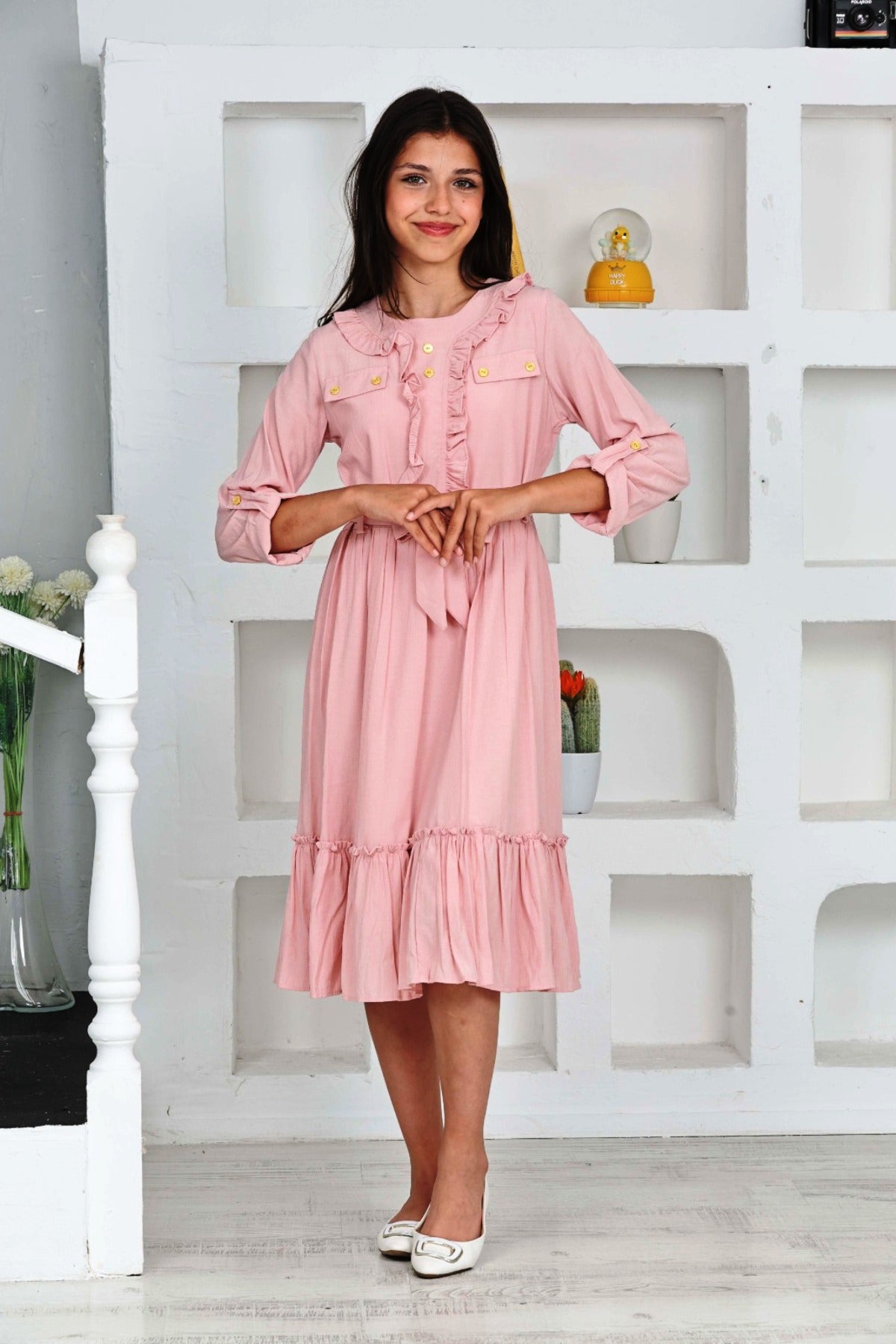 TRENDT MODA UZUNKOL ÖNÜ  FIRFIR DÜĞME DETAYLI ARKASI FERMUARLI ASTARLI KUŞAKLI PEMBE RENK ELBİSE